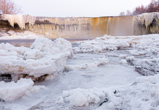 Jägala joa kaunid jääskulptuurid