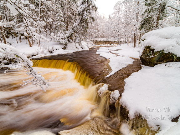  Nõmmeveski juga talvel